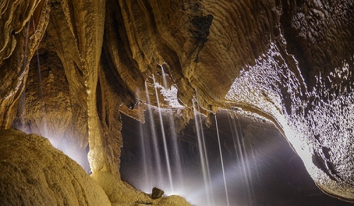 Phong Nha-Ke Bang tham phay grotte